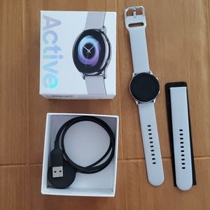 New Samsung Galaxy Active Smart Gray Watch